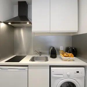 https://holidaysin-republique-apartment.fr-paris.fr